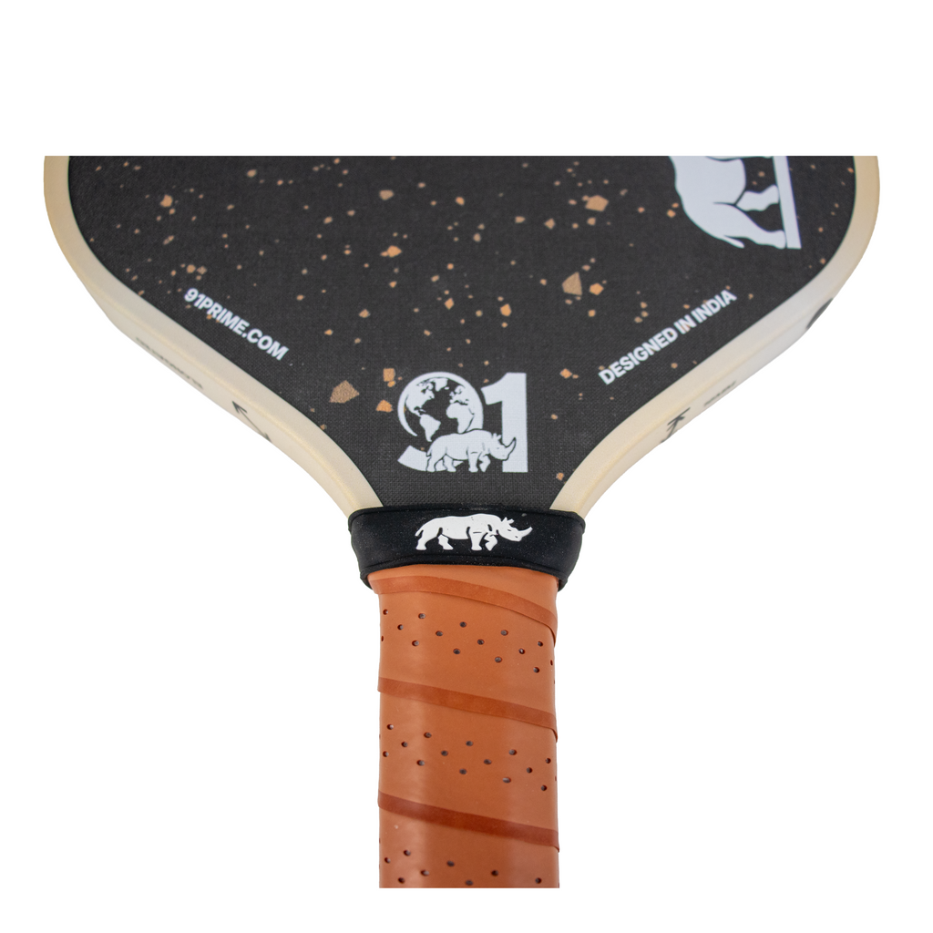 SPORT91 TEJAS STRIKE Natural Wood paddle throat and grip detail